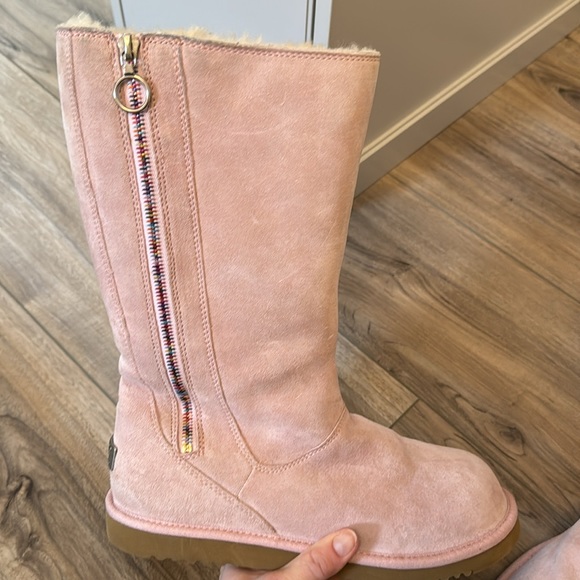 UGG Australia Hayden Pink Suede Rainbow Side Zip Boots SN 5655 - Picture 11 of 12